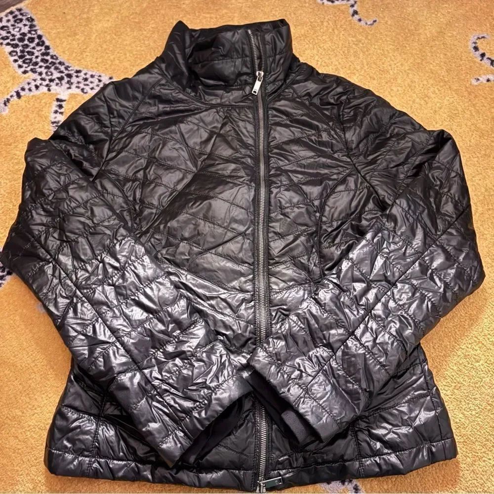 Zella Women's Midnight Black Light Puffer Jacket Size Medium